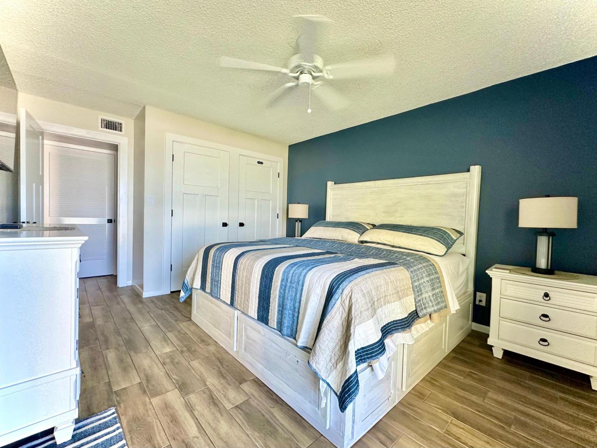 Gulfgate 103 *